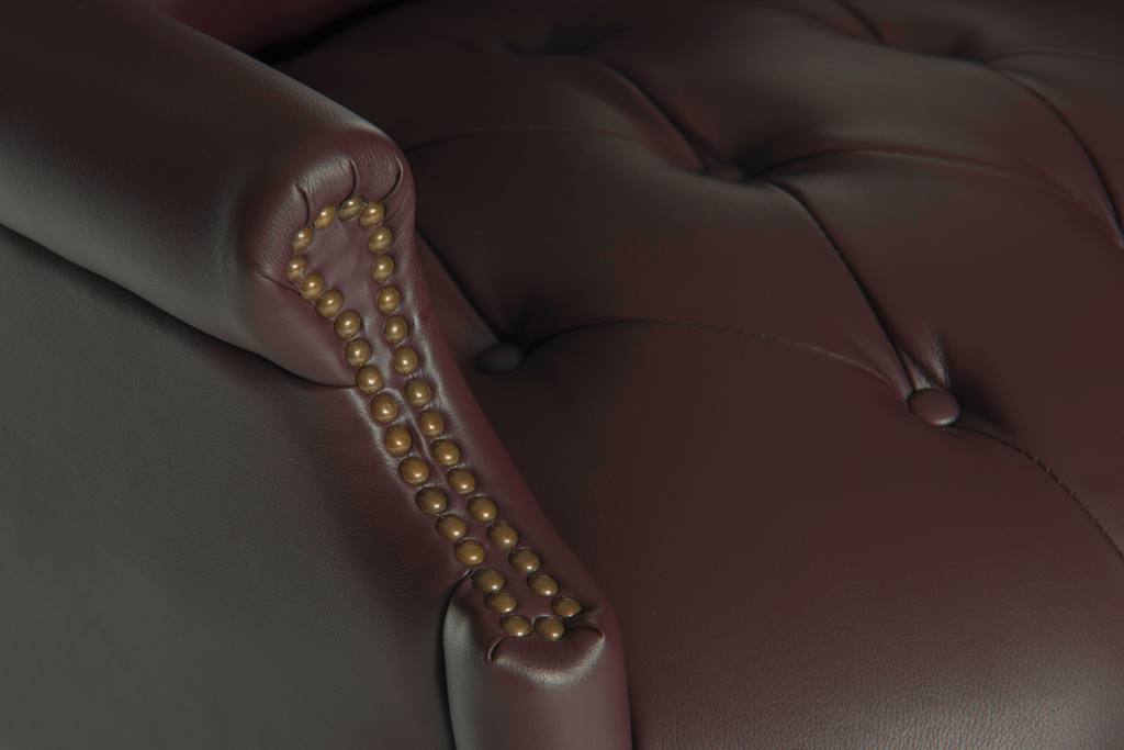Chairman Burgundy_02