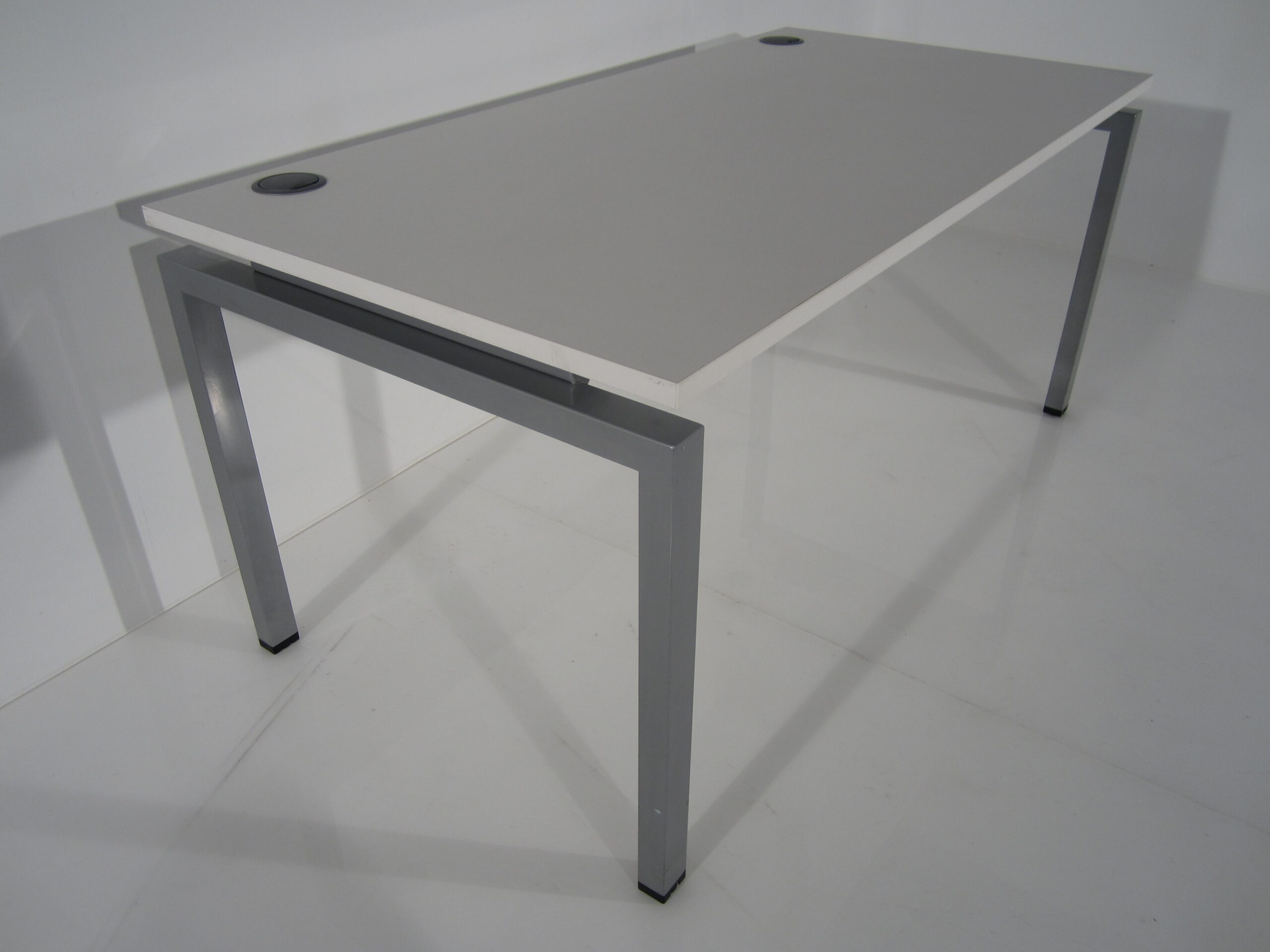 white office desks in manchester